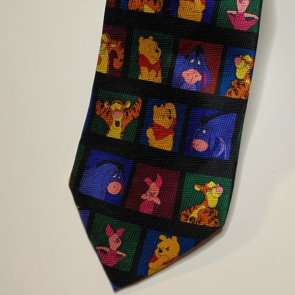 Disney Men’s Pooh Bear and Friends Tie - Picture 5 of 5